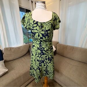 Hilo Hattie Vintage Green and Navy Hawaiian Print Dress (1 call out)